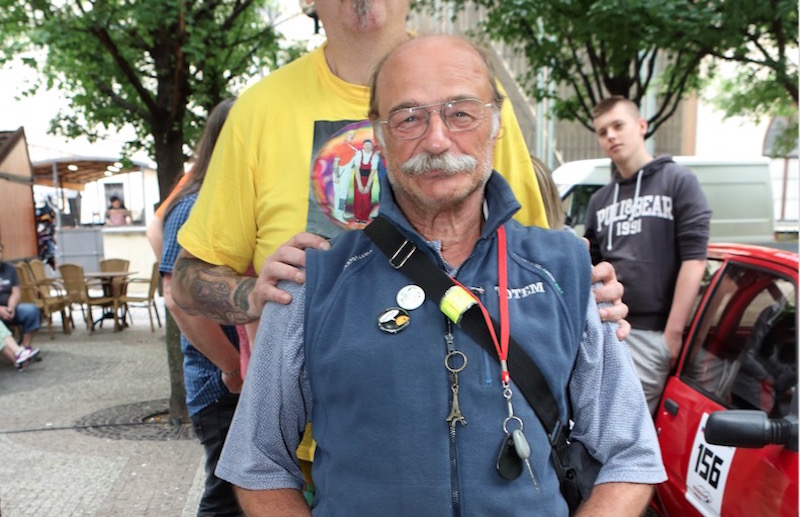 Pavel Nový nemá zuby.